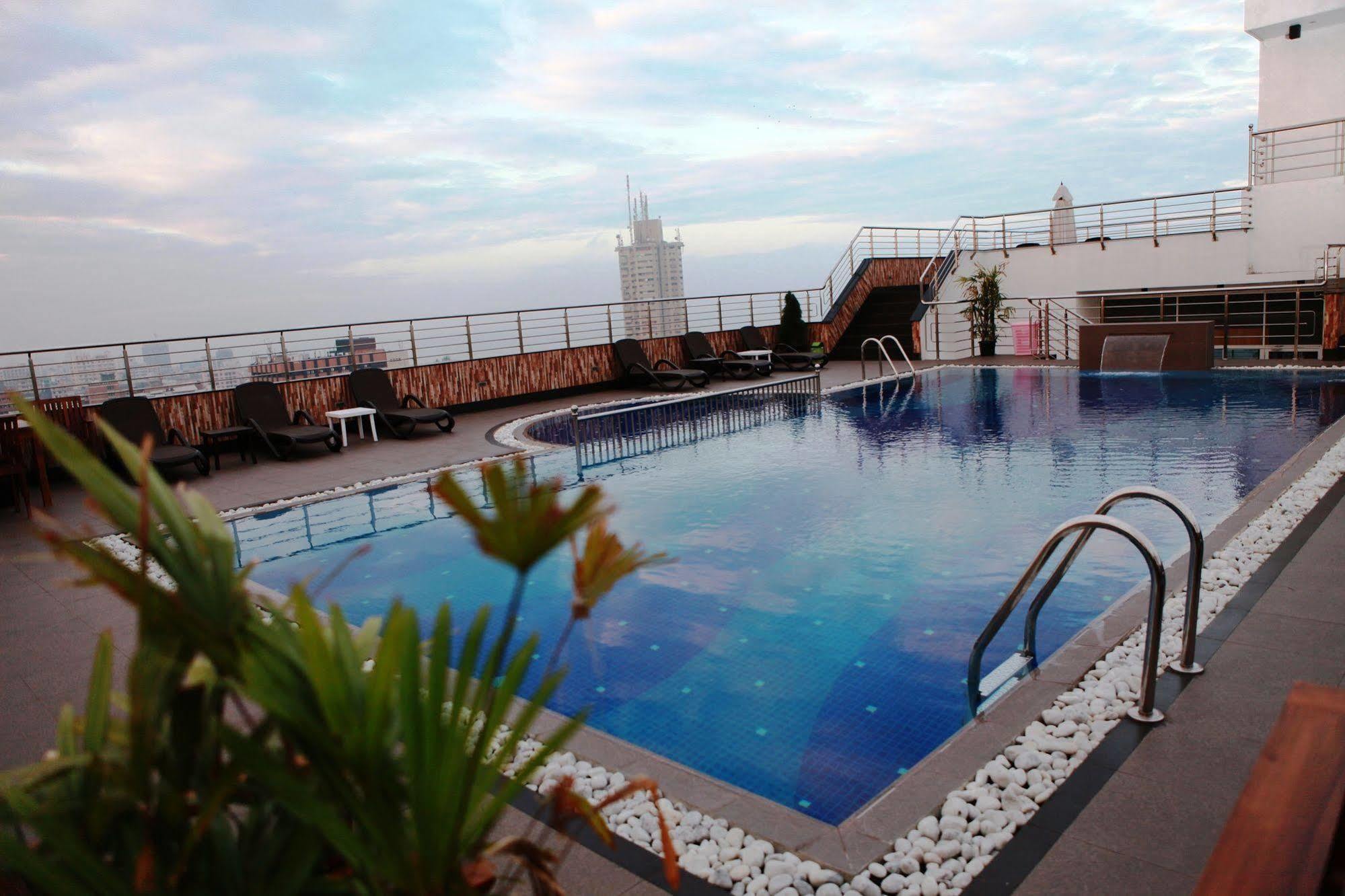 Pearl Grand Hotel Коломбо Екстер'єр фото
